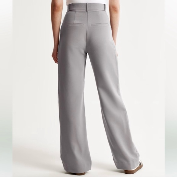 Abercrombie & Fitch | Gray Tailored Wide-Leg Pants ~ US 12 Short - Picture 3 of 9